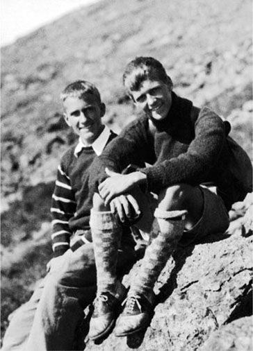 Sherry and I hiked up 6288-foot Mount Washington during the summer of 1925 I - photo 4