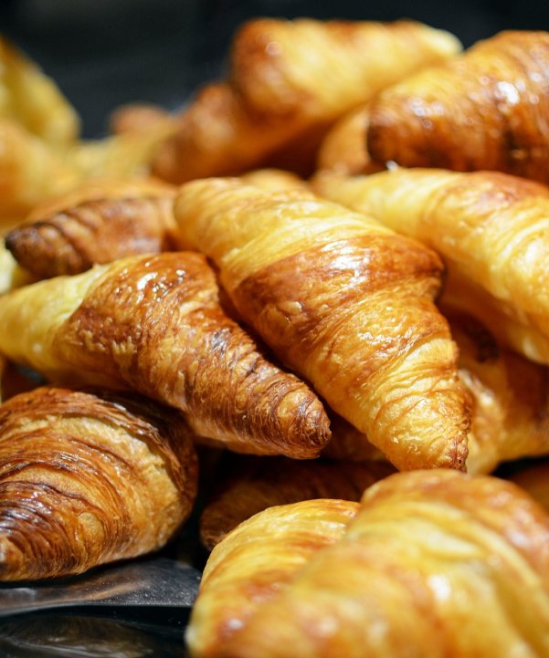 French Croissants Milk Splash - photo 25