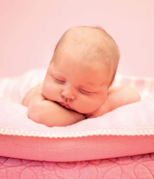 Sleeping baby The smile that flickers on babys lips when baby sleepsdoes - photo 27