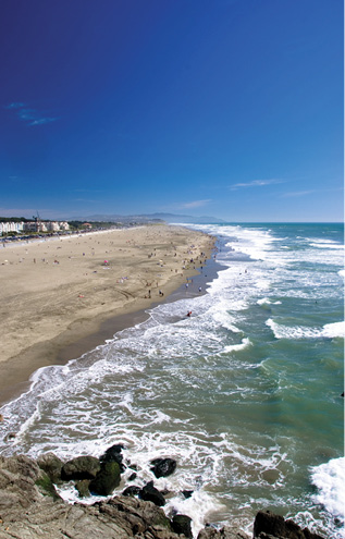Ocean Beach San Francisco on a sunny day Shutterstock I feel lucky to have - photo 5