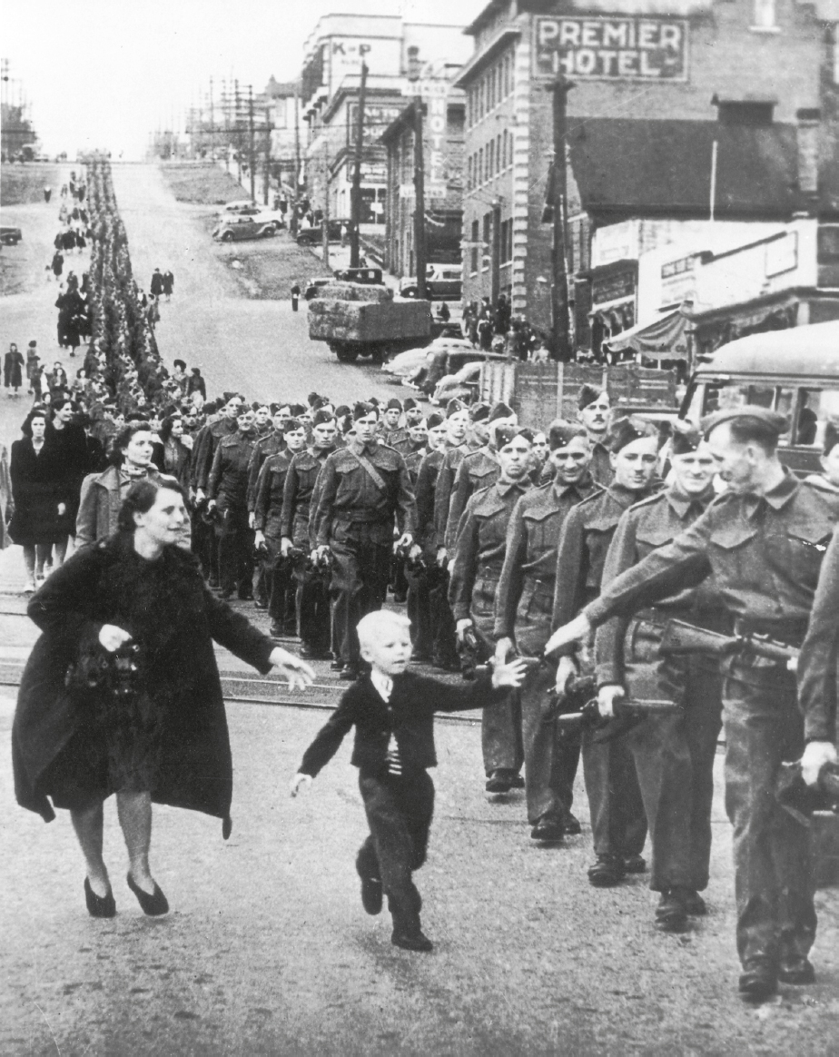 Almost 11 million Canadians served in uniform during the Second World War - photo 4