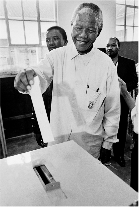 FIGURE 1 Nelson Mandela casts the first ballot of his life 1994 I DO NOT - photo 3