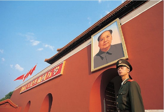 An elite guard standing at attention at the Gate of Heavenly Peace Built in - photo 3