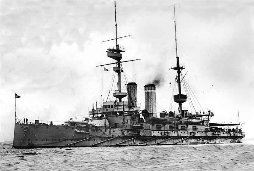 15GW006 HMS Formidable was sunk on the first day of January 1915 with the loss - photo 5