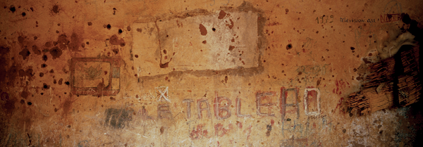 A television motif scratched into a wall in Niger 1979 an example of how - photo 5