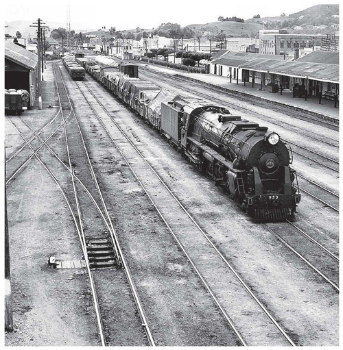 Te Kuiti railway yards and station 1963 Engine KA 953 and train 403 are about - photo 1