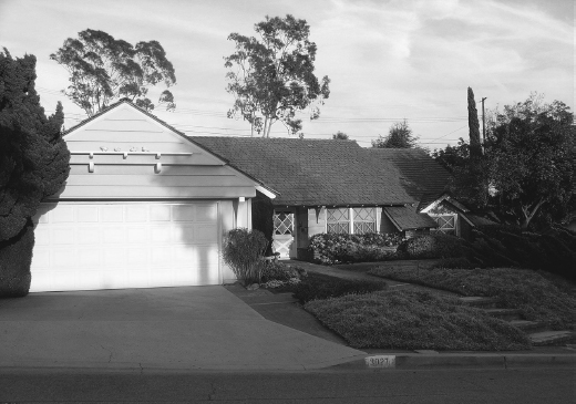 Marni Jameson The house in Orange California my parents and I called home - photo 4