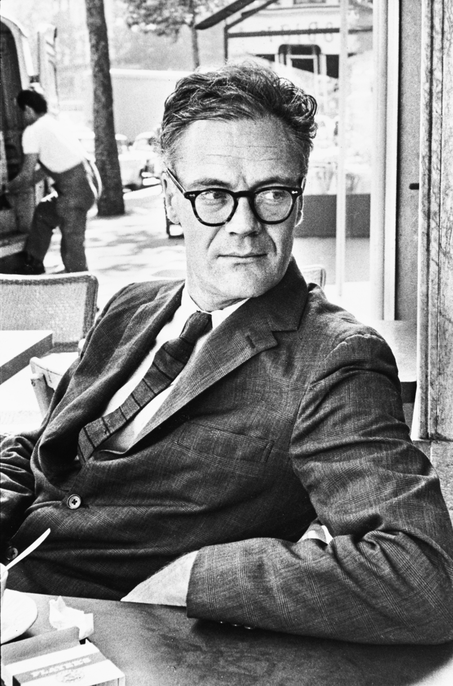 Robert Lowell in Paris 1963 Reading Myself Like thousands I took just pride - photo 4