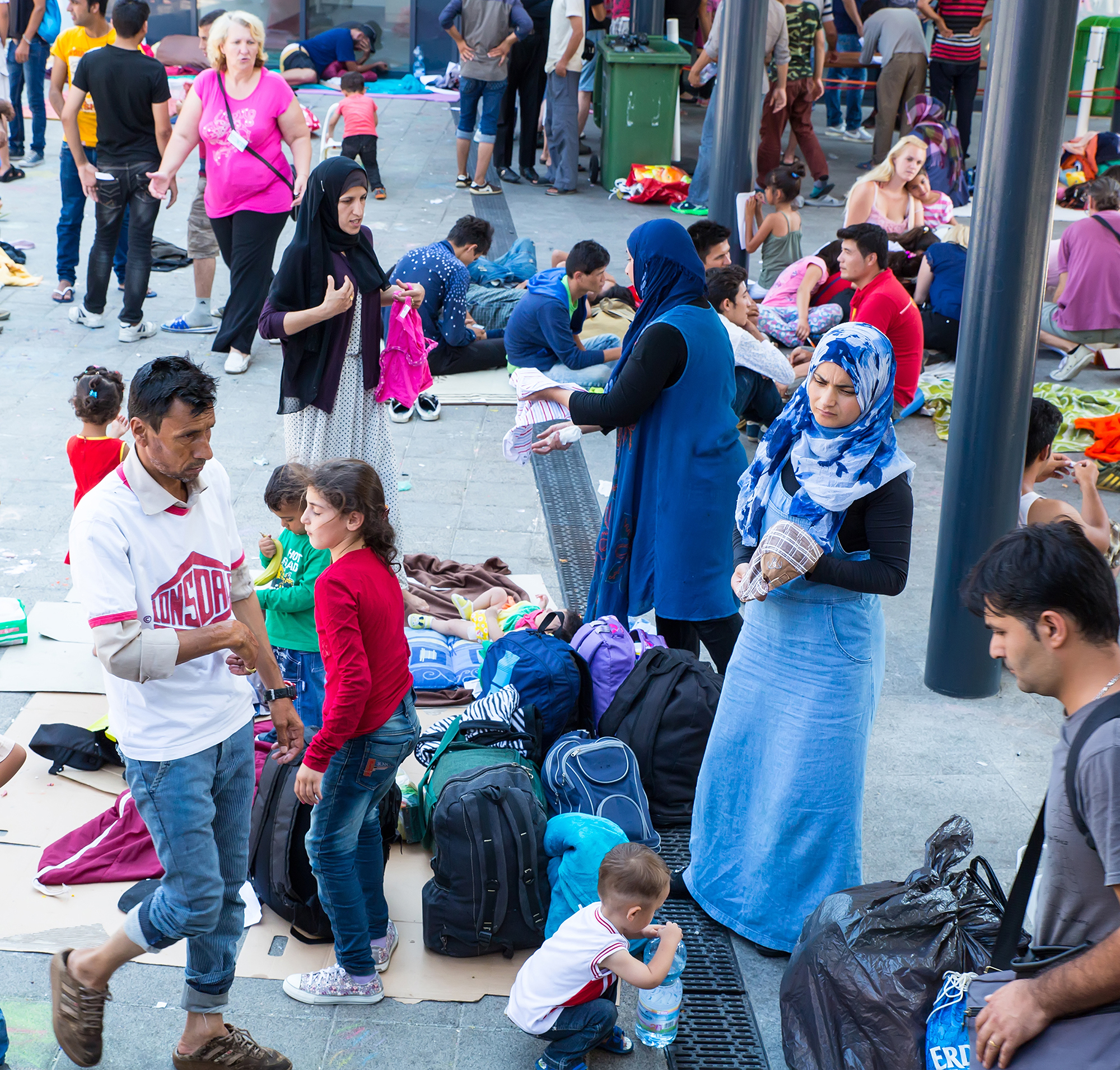 SEEKING REFUGE Fleeing strife overcrowded refugee camps or poverty in - photo 3