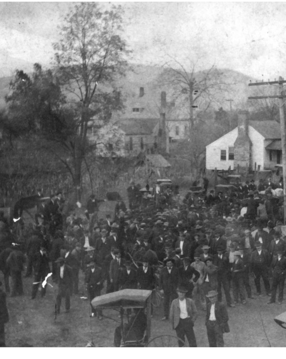 Minutes after two black men were publicly executed in Forsyth County Georgia - photo 3