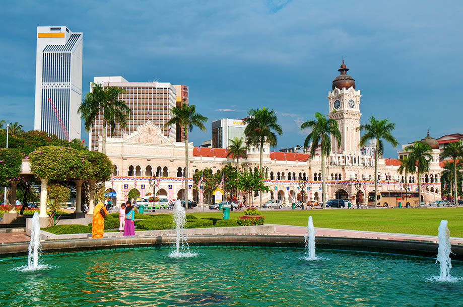 TOM BONAVENTUREGETTY IMAGES Kuala Lumpur Top Sights This terrific museum - photo 8