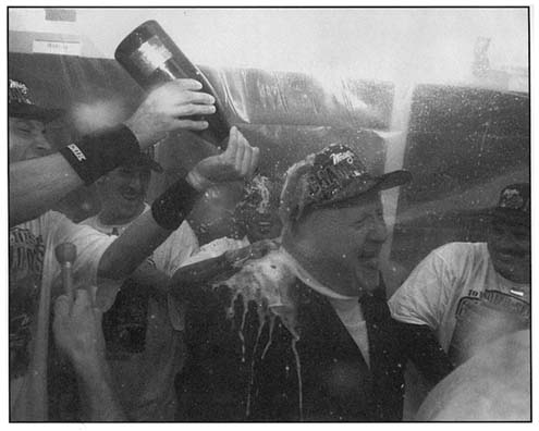 After the Yankees 1998 World Championship Derek poured champagne on owner - photo 2