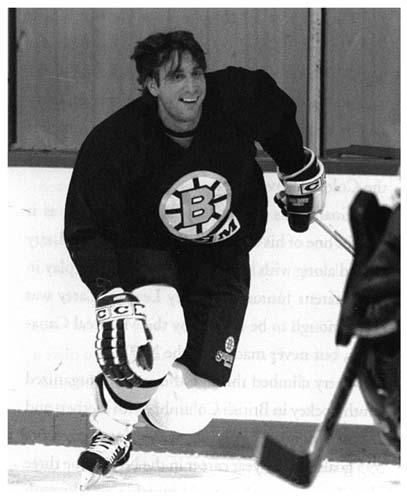 One of Larrys childhood friends was former NHL star Cam Neely APWide World - photo 4