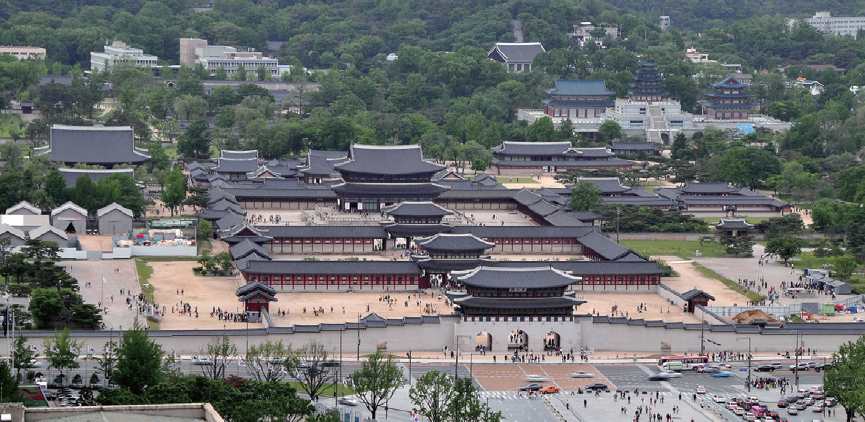 Gyeongbokgung Palace seen from above FOUNDATION OF THE JOSEON DYNASTY After - photo 9