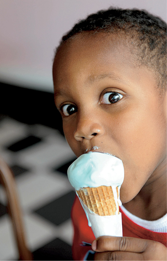 Theres a flavor for everyone at the Creole Creamery Aboveground tombs - photo 22