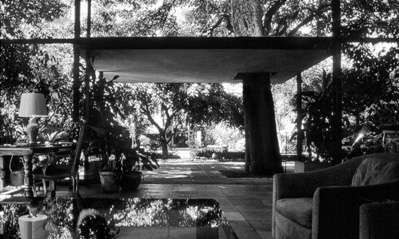 Spatial illusion from inside to outside Casa Pani Cuernavaca Mexico 1986 - photo 2