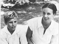 Brando at the age of eight with his beloved mother Dodie probably the most - photo 4