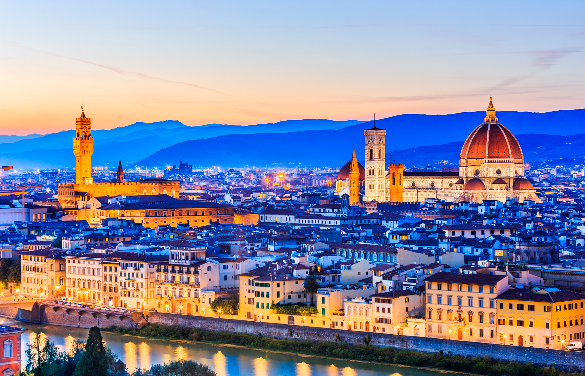 t An evening view over Florence Welcome to Florence and Tuscany Reasons to - photo 4