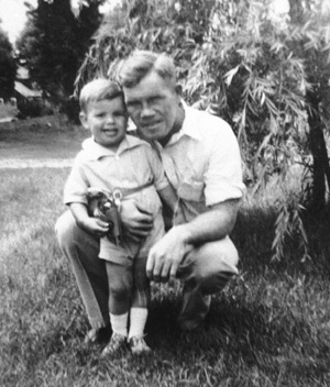 Dad and me during the summer of 1943 On those trips back to the Great Plains - photo 4