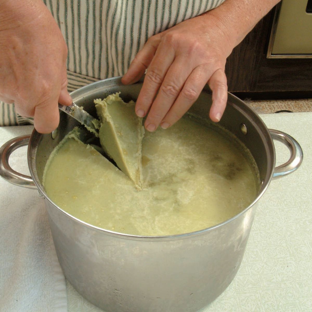 Making marijuana butter and oil extracts In this book we will show you four - photo 7