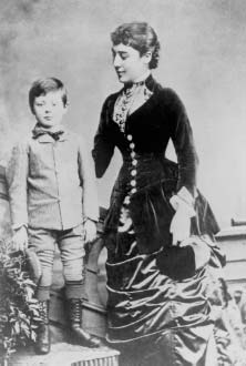 Winston aged six with his Aunt Leonie A little-known photograph Churchill - photo 18