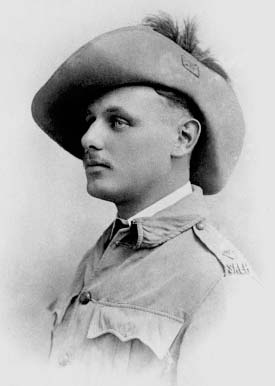 Major Jack Churchill during the Boer War both he and Winston wore this dashing - photo 24