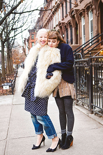 A Dtacher designer Mona Kowalska and her daughter Claire Linn share a moment - photo 6