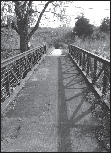 A footbridge leads to the Civil War Trust property at Fishers Hill CM - photo 2