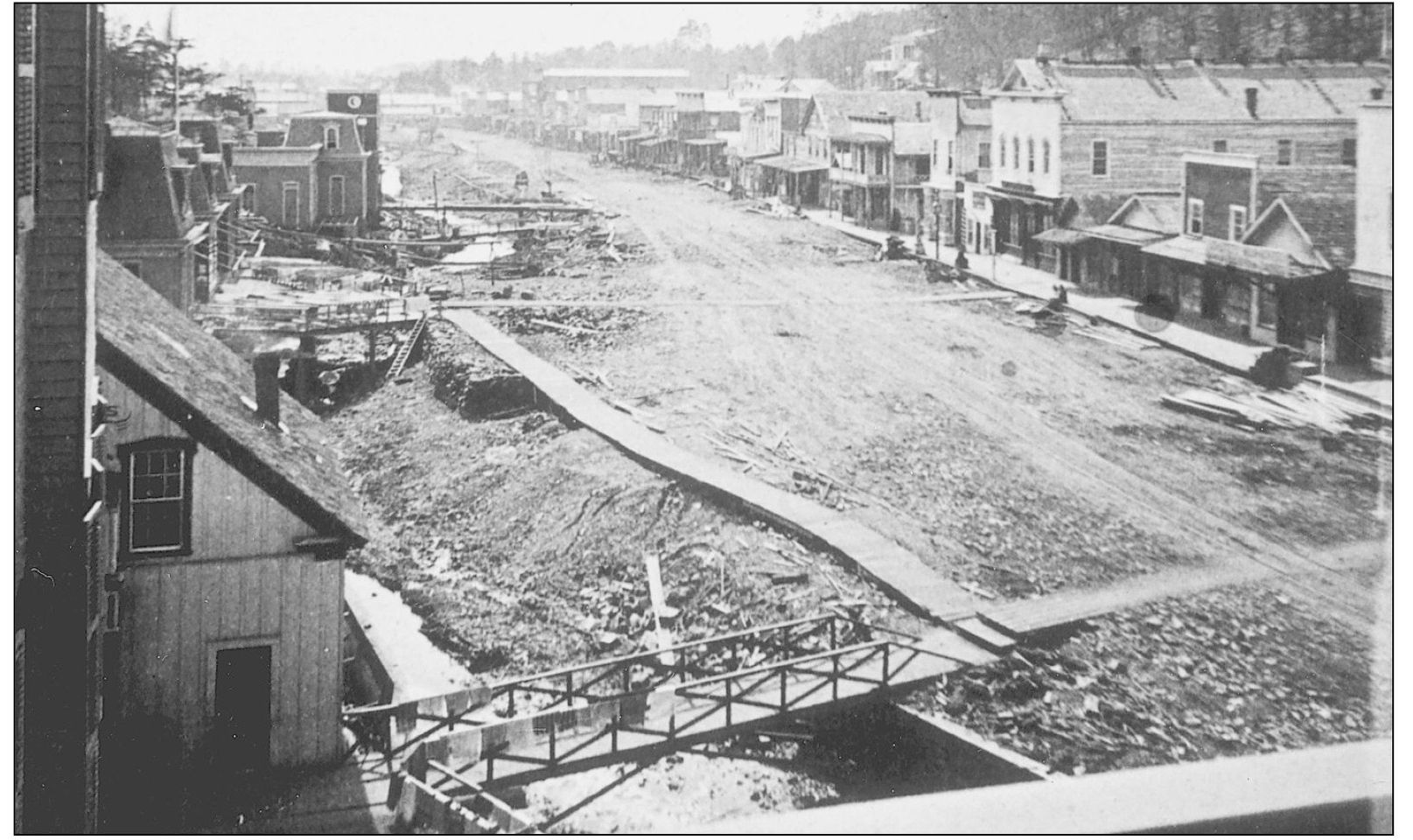 Central Avenue known initially as Valley Street was the heart of the main - photo 6