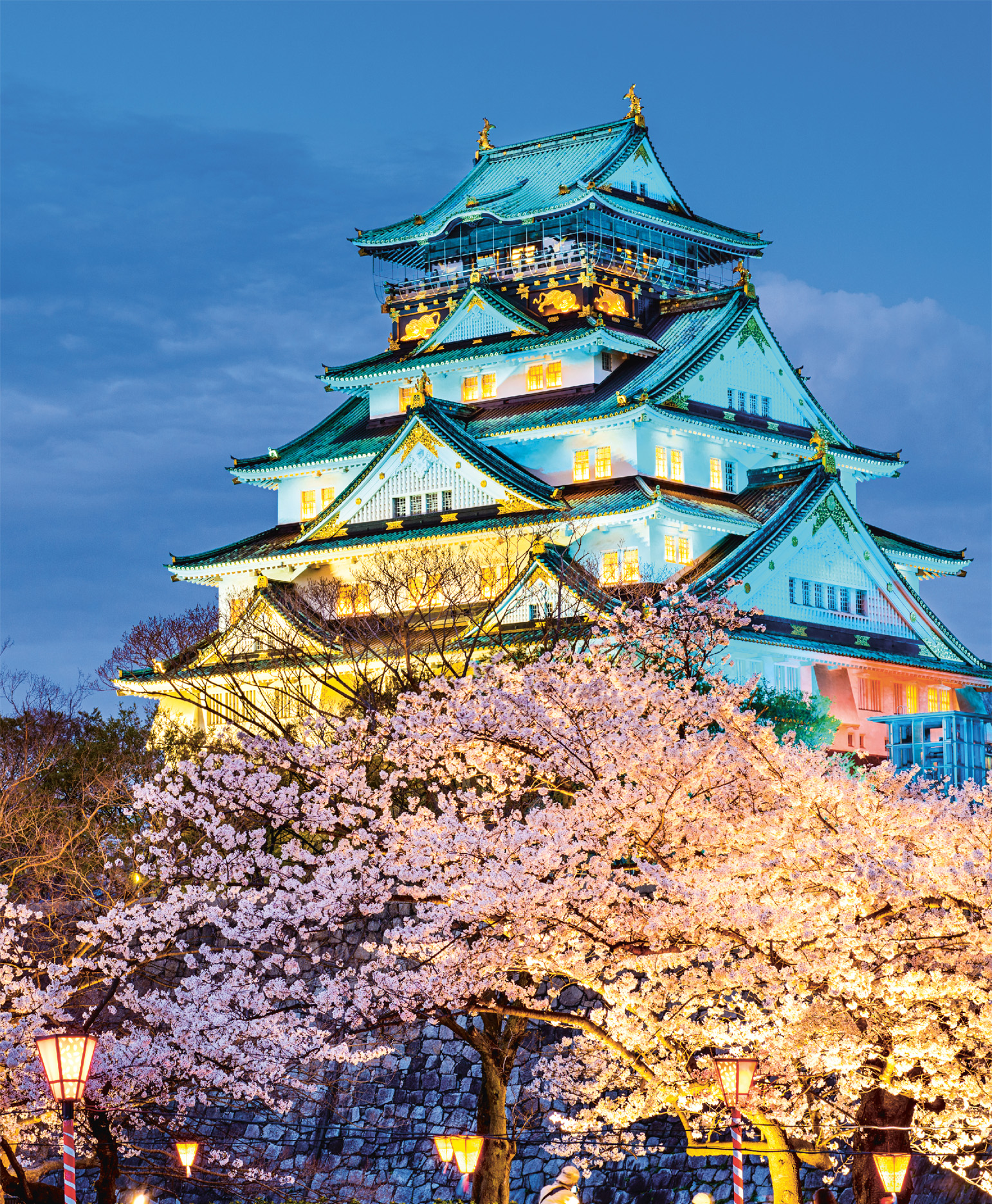 t From the imposing fortresses of the Warring States Period such as Japans - photo 13