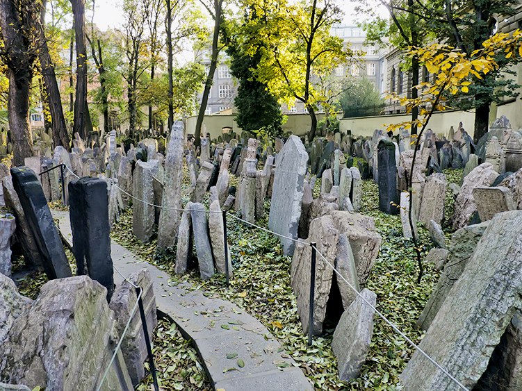 Marco Varrone500px Prague Top Sights Petn Hill A 318m-high grassy - photo 11