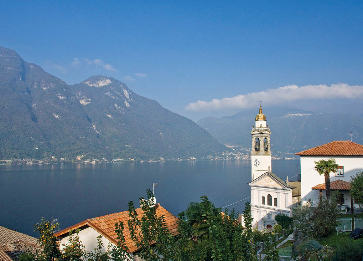 Lake Como Neil Buchan-GrantApa Publications The deep glacial lakes of - photo 14