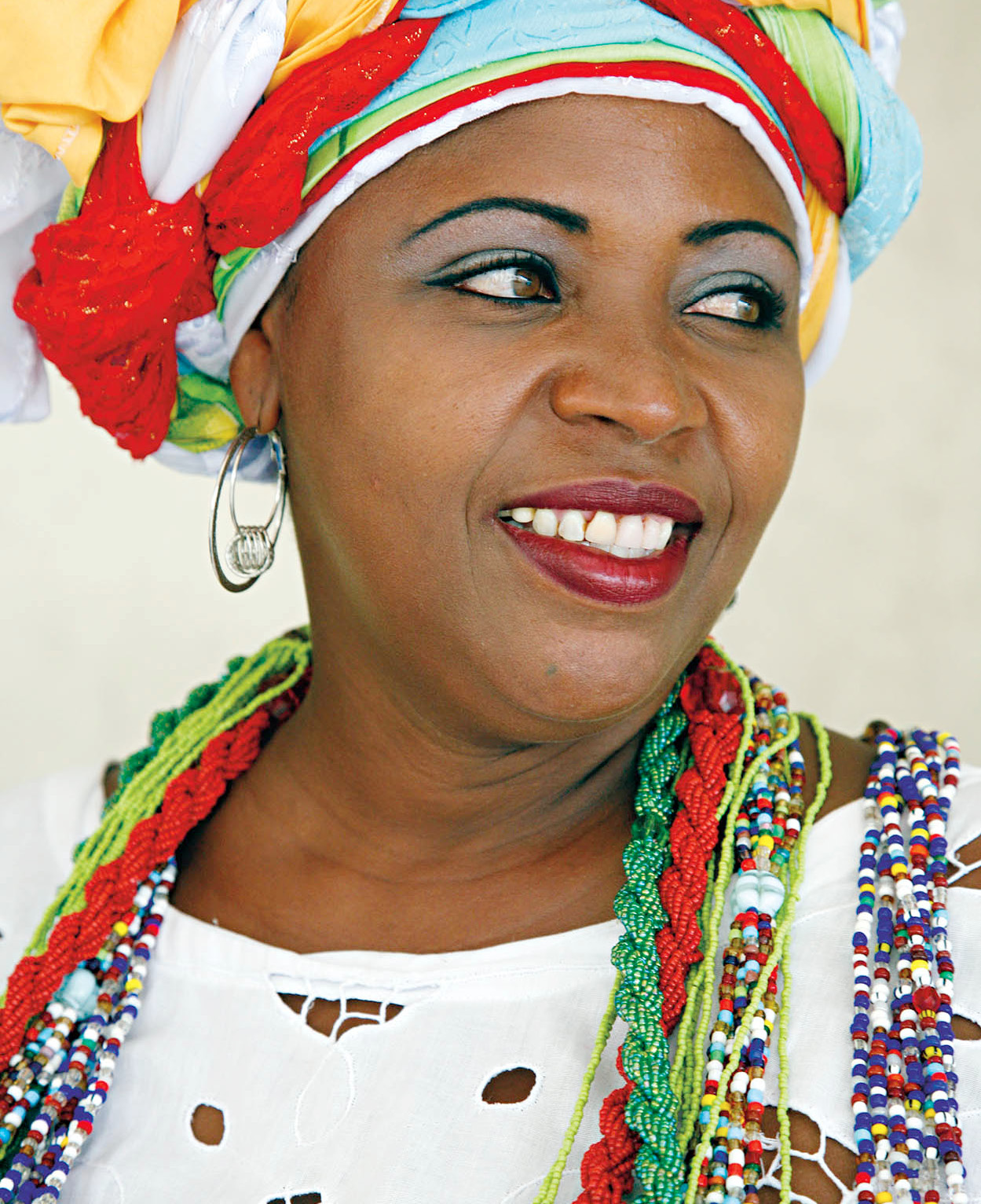 Bahian woman in traditional dress Yadid LevyApa publications Brazils Top - photo 3