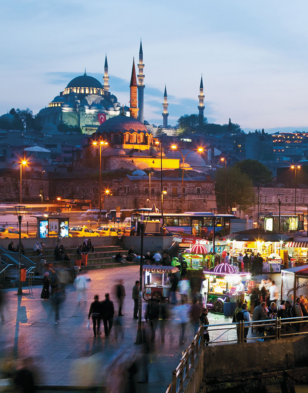 Sleymaniye Mosque and the Eminn docks MAREMAGNUMGETTY IMAGES Why I Love - photo 5