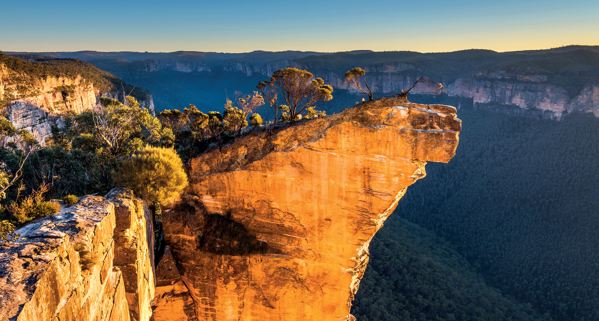 Blue Mountains National Park Hanging Rock at Blackheath Craig Holloway - photo 6