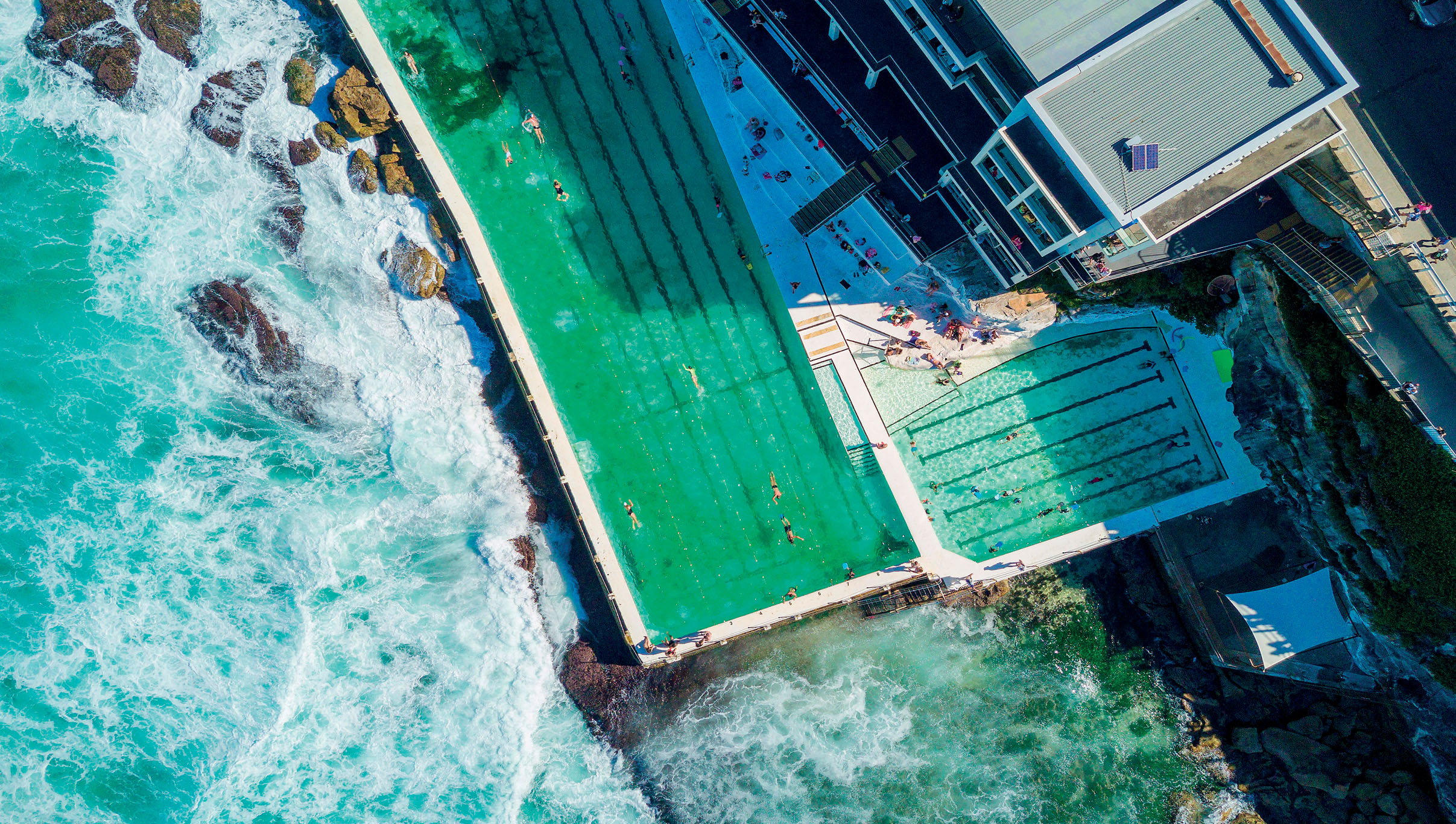 Sydney Bondi Icebergs seawater pool superjoseph Shutterstock Sydney - photo 23