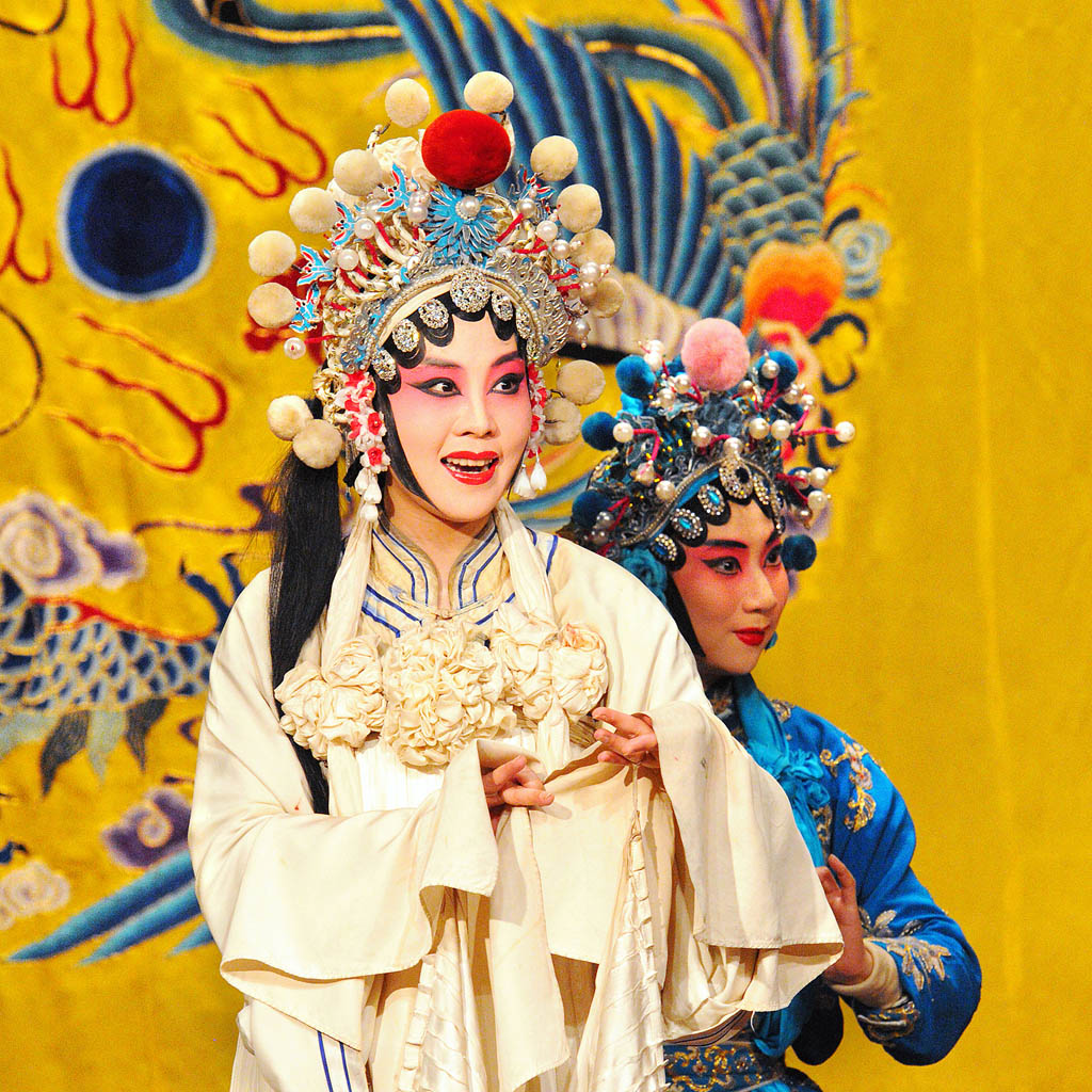 Performers at the Hgung Guild Hall HUNG CHUNG CHIH SHUTTERSTOCK Why I - photo 7