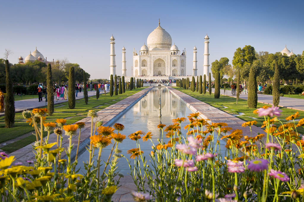 and reflecting pool MANUEL ROMARIS GETTY IMAGES Interior of Taj Mahal - photo 5