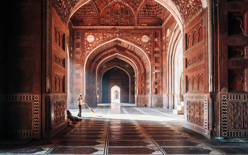 Interior of Taj Mahal ALEXANDER RESHNYA SHUTTERSTOCK Indias TOP 12 PLAN - photo 6