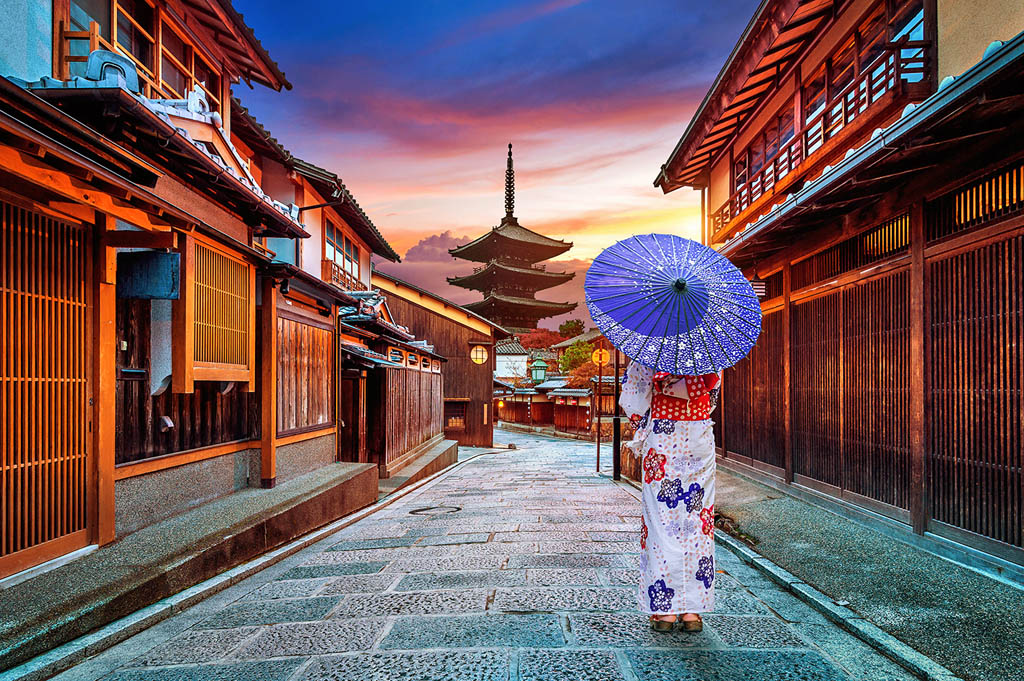 Yasaka Pagoda from Sannen-zaka GUITAR PHOTOGRAPHER SHUTTERSTOCK SEAN - photo 7