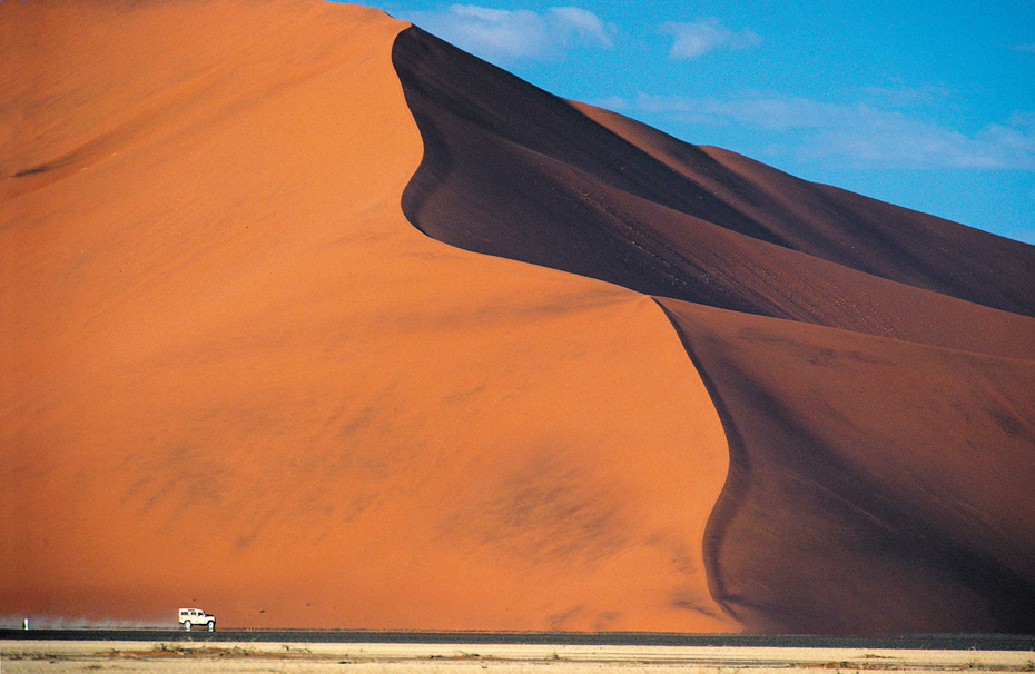 A towering sand dune in Sossusvlei JOHAN LE ROUX GETTY IMAGES Wildlife - photo 4