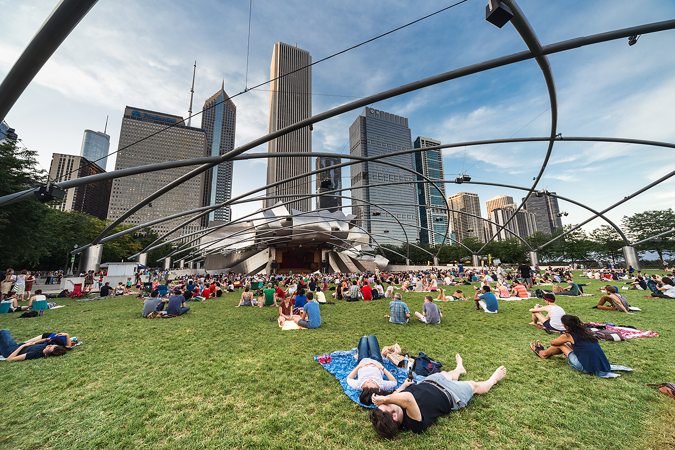 Millennium Park AMADEUSTXSHUTTERSTOCK Chicago Top Sights Views from - photo 7