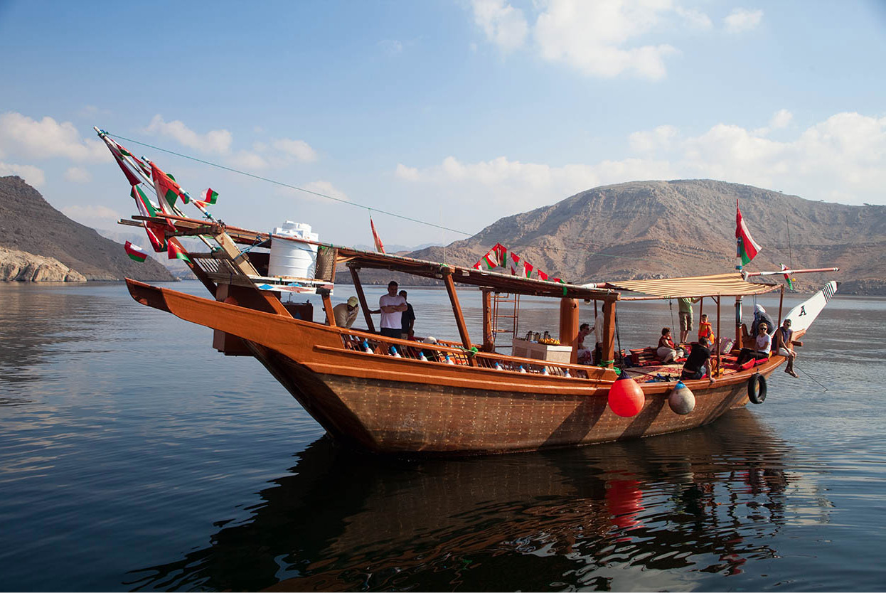 Top Attraction 5 Chris BradleyApa Publications Dhow cruise Enjoy tranquil - photo 8