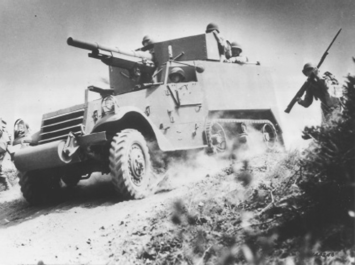 An M3 on maneuvers in 1942 A larger gun shield was added in response to combat - photo 3