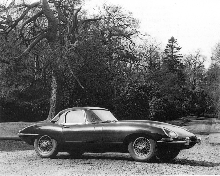 Early E-type a 1961 38-litre roadster fitted with the optional hard-top that - photo 1