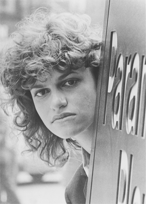 Sandra Bernhard in King of Comedy HOLLYWOOD FROM VIETNAM TO REAGAN AND BEYOND - photo 1