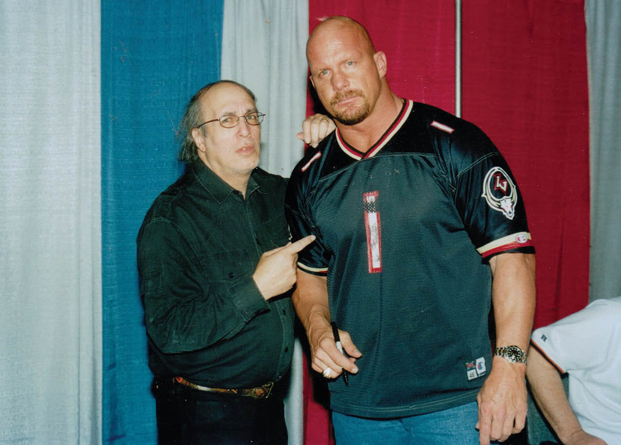 Giving some attitude to Stone Cold Steve Austin The legendary Lou Thesz - photo 22