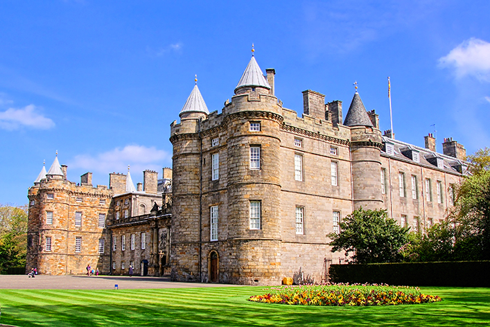 JENIFOTOSHUTTERSTOCK Edinburgh Top Sights National Museum of Scotland This - photo 11