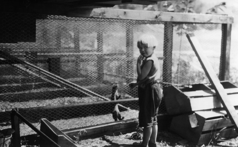 Marion with mink or marten at Schnarrs Landing animal sheds August Schnarr - photo 2