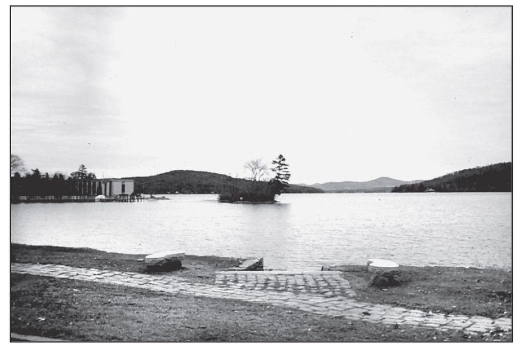 W e are looking at an early landmark on Meredith Baythe Old Oak In the early - photo 9